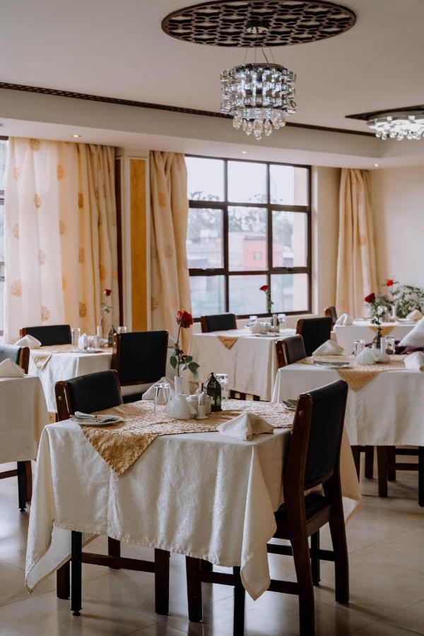 Saab Royale Hotel Nairobi Ngoại thất bức ảnh