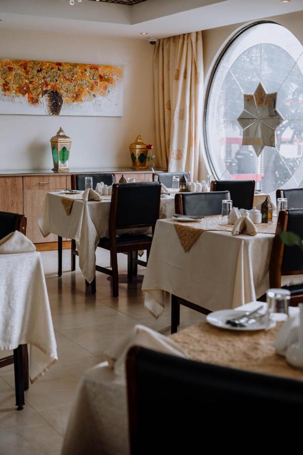 Saab Royale Hotel Nairobi Ngoại thất bức ảnh
