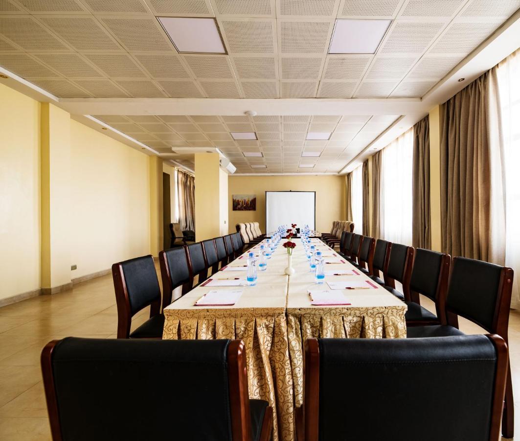 Saab Royale Hotel Nairobi Ngoại thất bức ảnh
